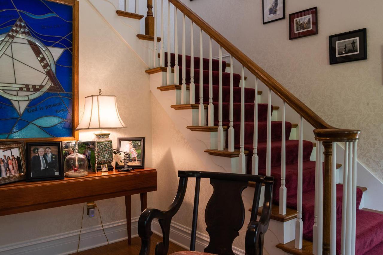 Exquisite Victorian Apartment Springfield Bagian luar foto