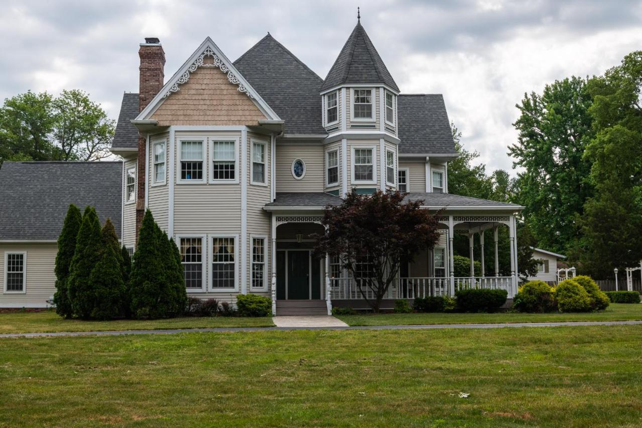 Exquisite Victorian Apartment Springfield Bagian luar foto